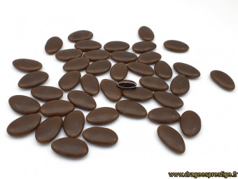 Dragées chocolat : qualité haut de gamme à petits prix, coloris au choix